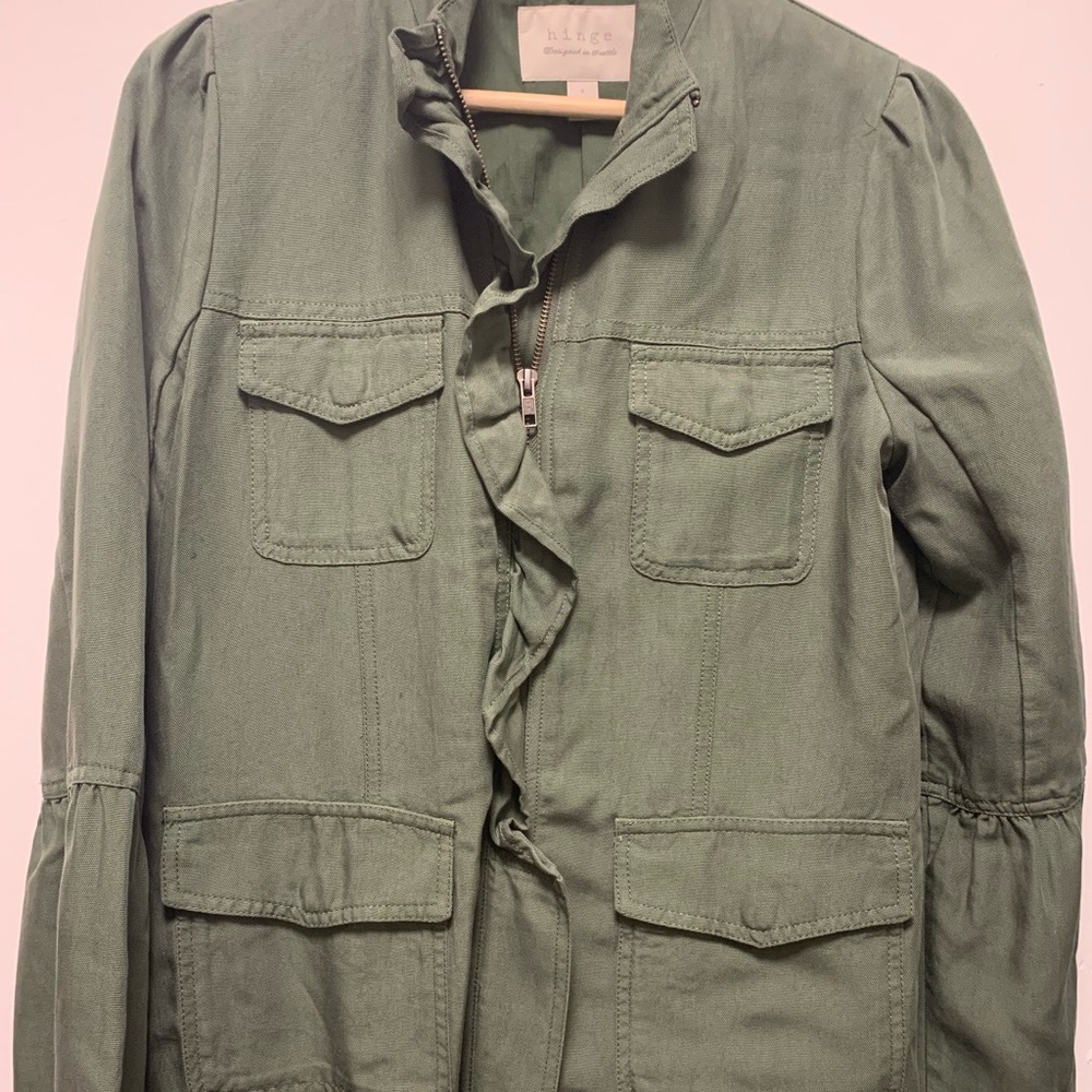 Hinge Jacket